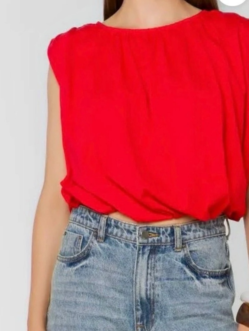 NWT WishList Red Short Sleeve Bubble Hem Top Size Small